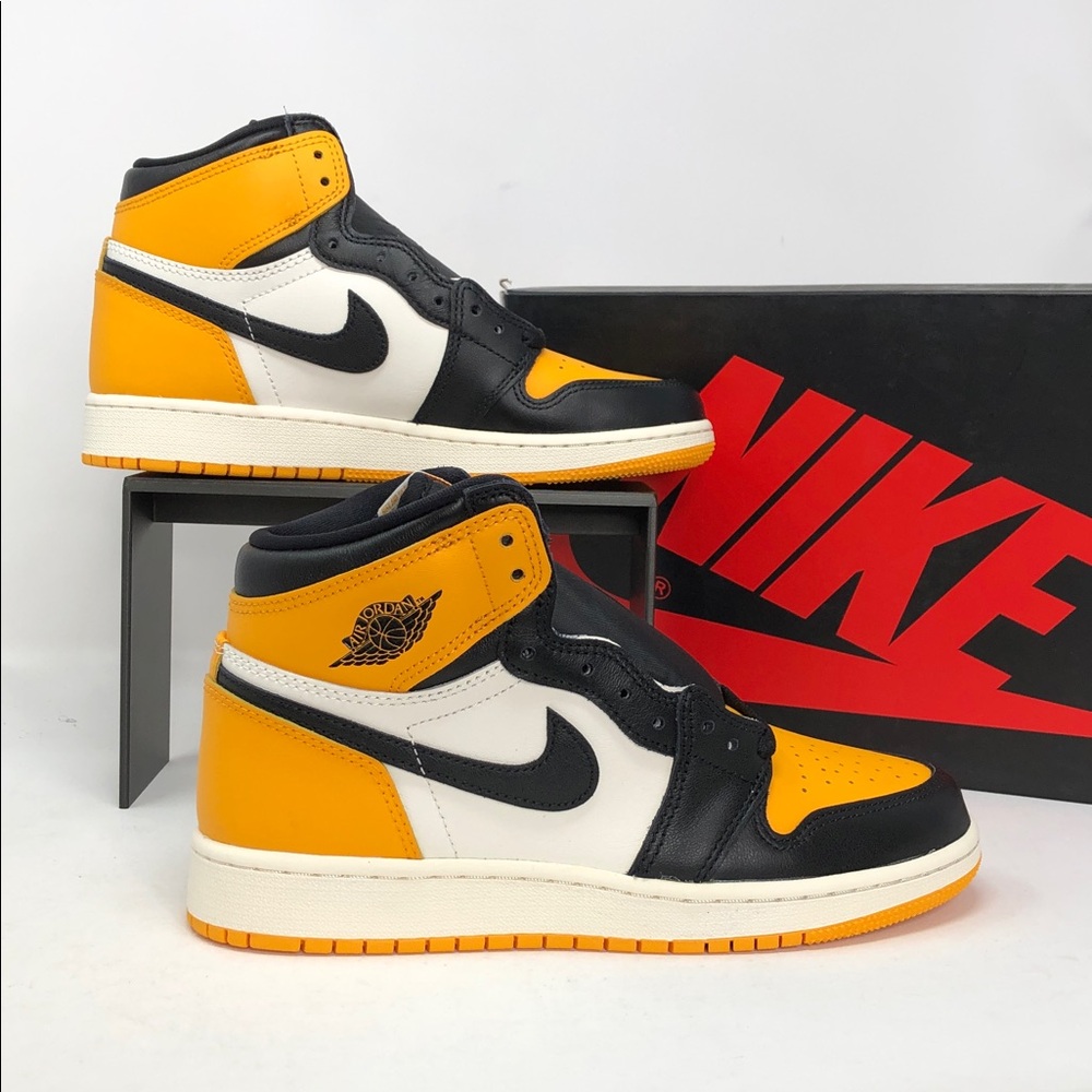 Nike Air Jordan 1 Retro High OG (GS) Grade-school 575441-711 Taxi - Size 5.5Y
